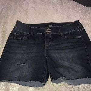 Torrid cut off shorts